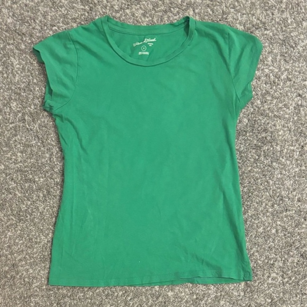 Universal Thread Women's Kelly Green Short Sleeve Tee